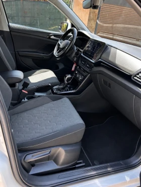 VW T-Cross 1.0 - 24500 € / 47917.83 лв. - 49965295 8 | Car24.bg VW T-Cross 1.0 - 24500 € / 47917.83 лв. - 49965295 8