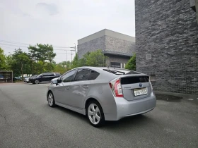 Toyota Prius 1.8 M | Auto.bg — изображение 3 Toyota Prius 1.8 M | Auto.bg — изображение 3