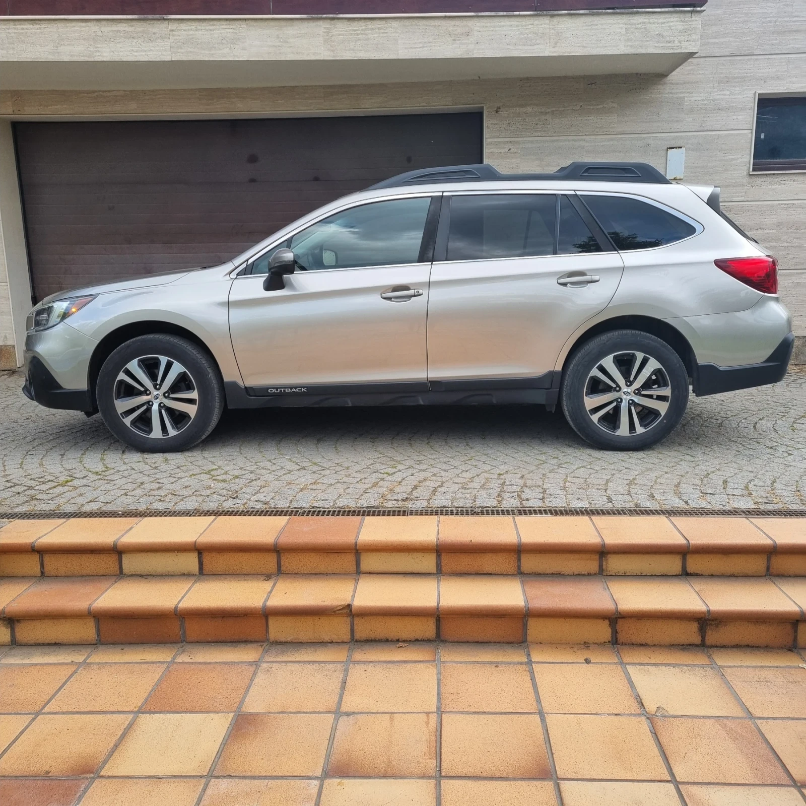 Subaru Outback 3.6 R - изображение 4 | Auto.bg Subaru Outback 3.6 R - изображение 4