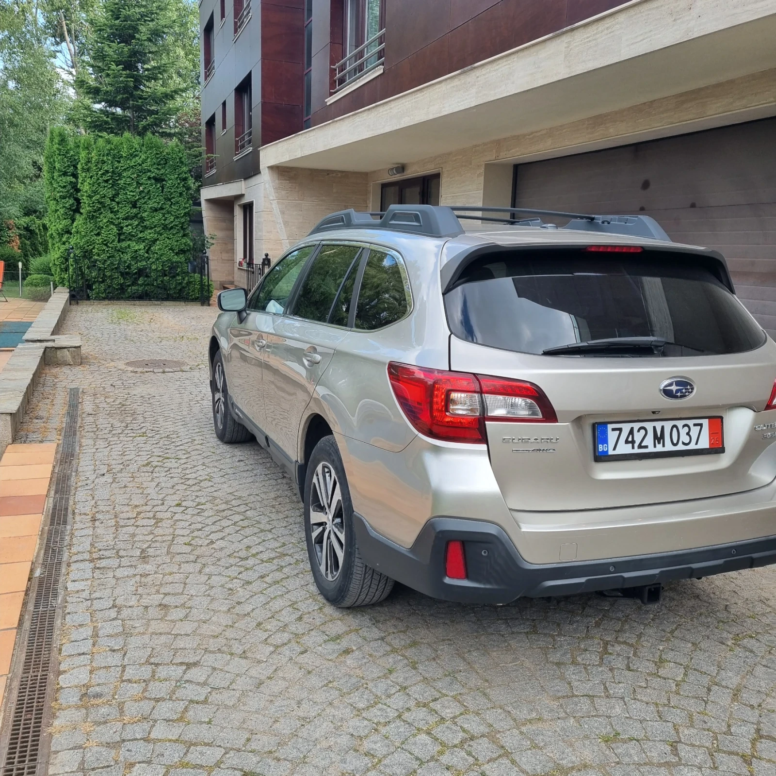 Subaru Outback 3.6 R - изображение 7 | Auto.bg Subaru Outback 3.6 R - изображение 7