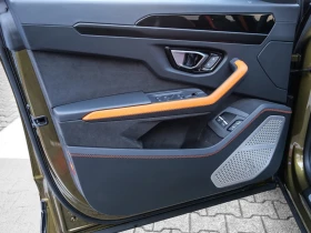 Lamborghini Urus SE / AKRAPOVIC / CERAMIC / B&O / PANO / HUD / 360/ | Auto.bg — изображение 6 Lamborghini Urus SE / AKRAPOVIC / CERAMIC / B&O / PANO / HUD / 360/ | Auto.bg — изображение 6