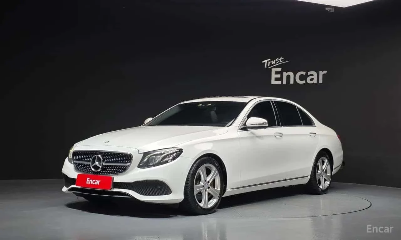 Mercedes-Benz E 220 Avantgarde | АВТОФИНАНСИРАНЕ | ЦЕНА ДО БЪЛГАРИЯ | Auto.bg — изображение 1 Mercedes-Benz E 220 Avantgarde | АВТОФИНАНСИРАНЕ | ЦЕНА ДО БЪЛГАРИЯ | Auto.bg — изображение 1