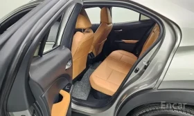 Lexus UX 300h 2.0 | Обдухване | Blind Spot | 2025 | LED | | Auto.bg — изображение 13 Lexus UX 300h 2.0 | Обдухване | Blind Spot | 2025 | LED | | Auto.bg — изображение 13
