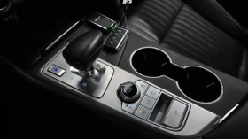 Genesis G70 2.0* KEYLESS* ПОДГРЕВ ВОЛАН* BLIND SPOT* КРАЙНА ЦЕ | Auto.bg — изображение 9 Genesis G70 2.0* KEYLESS* ПОДГРЕВ ВОЛАН* BLIND SPOT* КРАЙНА ЦЕ | Auto.bg — изображение 9