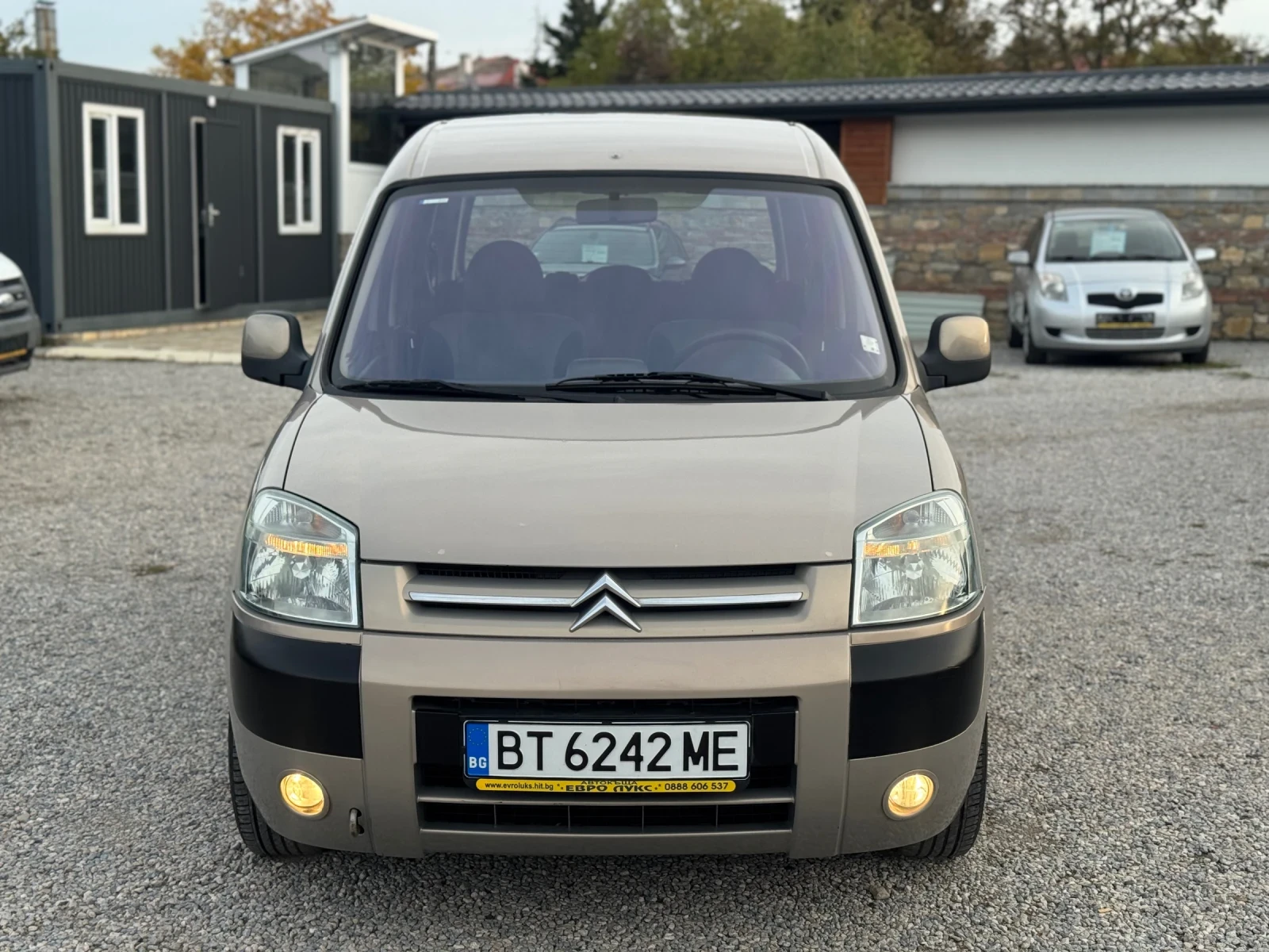 Citroen Berlingo 1.6i 109кс ГАЗ-БЕНЗИН КЛИМАТИК 4-врати - изображение 2 | Auto.bg Citroen Berlingo 1.6i 109кс ГАЗ-БЕНЗИН КЛИМАТИК 4-врати - изображение 2