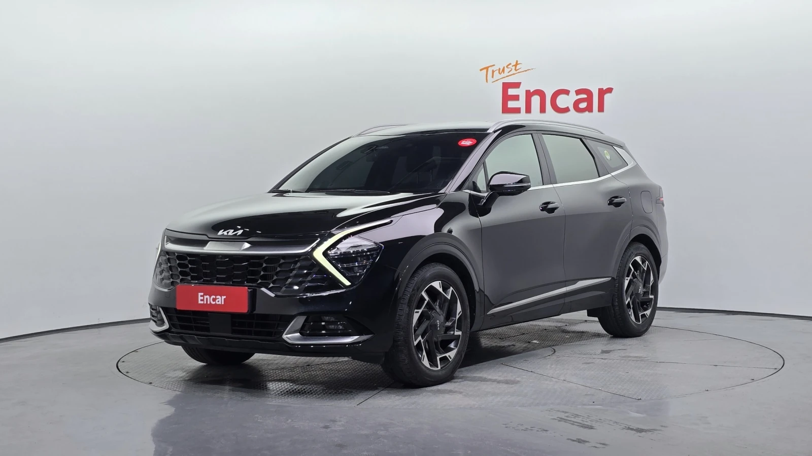 Kia Sportage 235/55 R19 tires & machined-edge wheels, projectio | Auto.bg — изображение 1 Kia Sportage 235/55 R19 tires & machined-edge wheels, projectio | Auto.bg — изображение 1