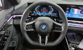BMW 550 Е M SPORT PRO B&W HEAD UP ПАНОРАМА | Auto.bg — изображение 6 BMW 550 Е M SPORT PRO B&W HEAD UP ПАНОРАМА | Auto.bg — изображение 6