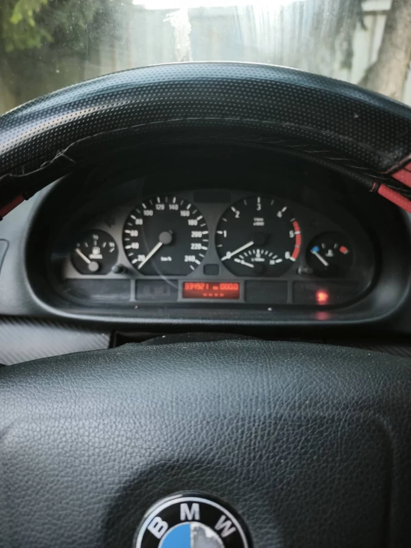 BMW 320 - 1200 € / 2347.00 лв. - 12813795 1 | Car24.bg BMW 320 - 1200 € / 2347.00 лв. - 12813795 1
