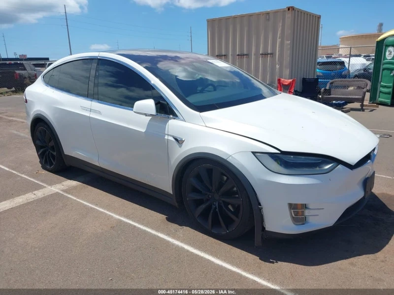 Tesla Model X 100D/75D/90D - 14000 € / 27381.62 лв. - 54224077 1 | Car24.bg Tesla Model X 100D/75D/90D - 14000 € / 27381.62 лв. - 54224077 1