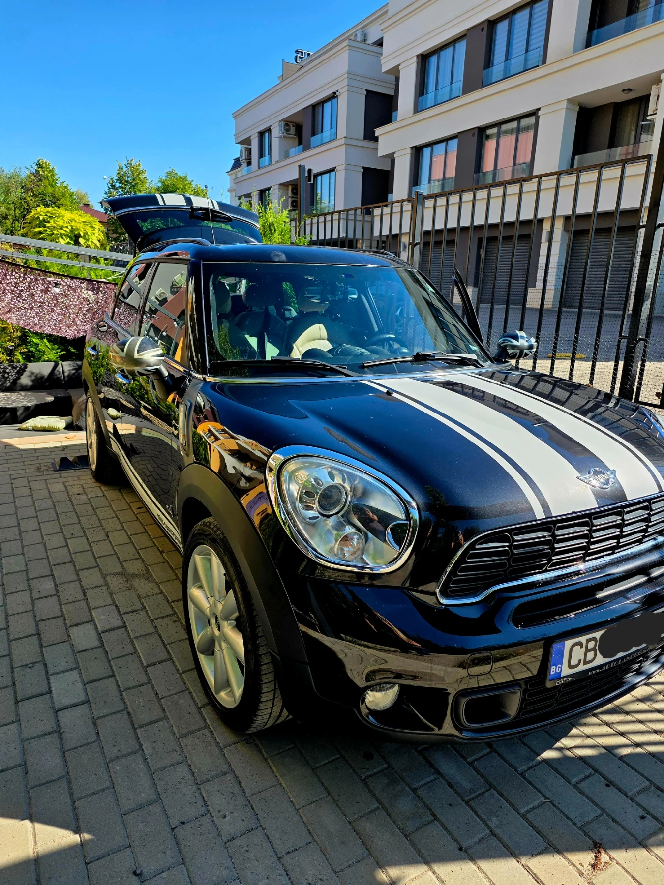 Mini Countryman SD All 4 John Cooper Works пакет, автоматик - изображение 10 | Auto.bg Mini Countryman SD All 4 John Cooper Works пакет, автоматик - изображение 10