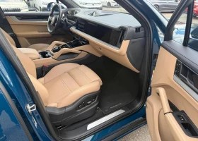 Porsche Cayenne Turbo E-Hybrid 4.0 V8 Ceramic Plug-In Hybrid | Auto.bg — изображение 5 Porsche Cayenne Turbo E-Hybrid 4.0 V8 Ceramic Plug-In Hybrid | Auto.bg — изображение 5