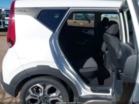 Kia Soul X-LINE| ДВА КЛЮЧА| БЕЗКЛЮЧОВО ПАЛЕНЕ| Lane Assist - 11540 € / 22570.28 лв. - 56591414 8 | Car24.bg Kia Soul X-LINE| ДВА КЛЮЧА| БЕЗКЛЮЧОВО ПАЛЕНЕ| Lane Assist - 11540 € / 22570.28 лв. - 56591414 8