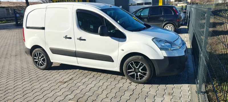 Citroen Berlingo - 7600 лв. / 3885.82 € - 52369567 1 | Car24.bg Citroen Berlingo - 7600 лв. / 3885.82 € - 52369567 1