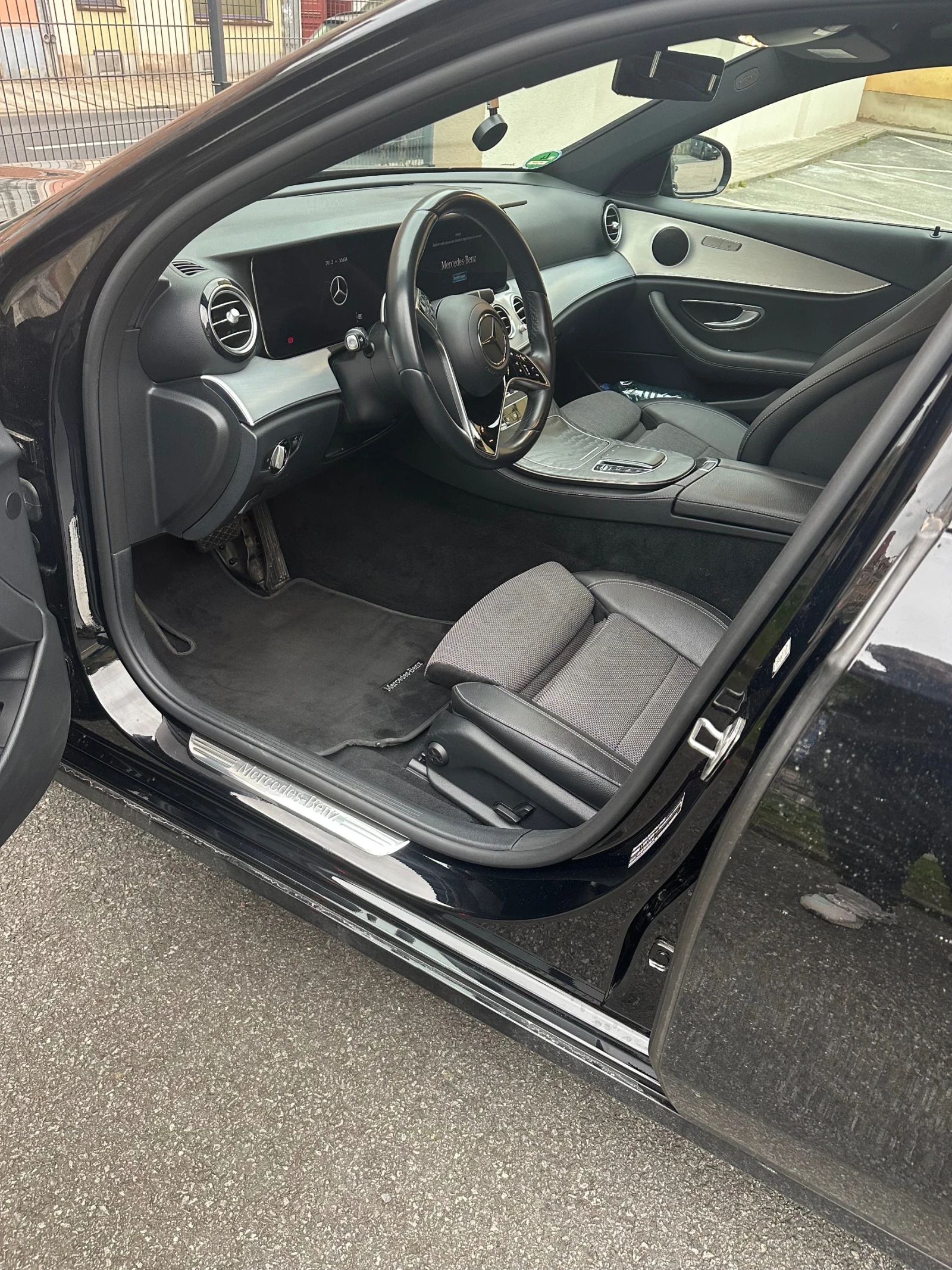 Mercedes-Benz E 200  - изображение 5 | Auto.bg Mercedes-Benz E 200  - изображение 5