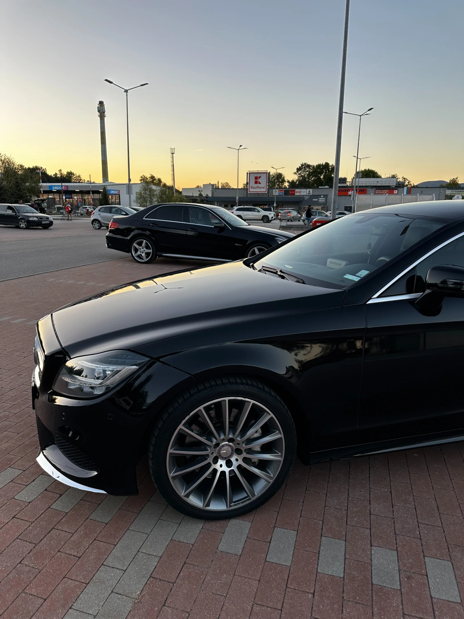 Mercedes-Benz CLS 350 FaceLift 9G AMG 4Matic - изображение 2 | Auto.bg Mercedes-Benz CLS 350 FaceLift 9G AMG 4Matic - изображение 2