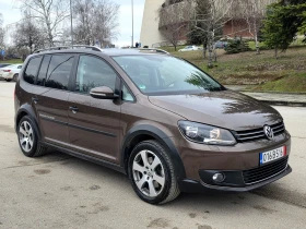 VW Touran 2.0TDi CROSS , 213800km!!! - 8300 € / 16233.39 лв. - 46825168 4 | Car24.bg VW Touran 2.0TDi CROSS , 213800km!!! - 8300 € / 16233.39 лв. - 46825168 4