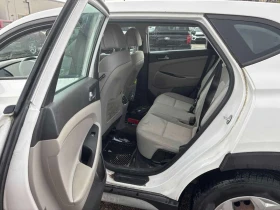 Hyundai Tucson * FWD 4dr 2.0L * CARFAX * БЕЗ ПЪРВОНАЧАЛНА ВНОСКА | Auto.bg — изображение 17 Hyundai Tucson * FWD 4dr 2.0L * CARFAX * БЕЗ ПЪРВОНАЧАЛНА ВНОСКА | Auto.bg — изображение 17