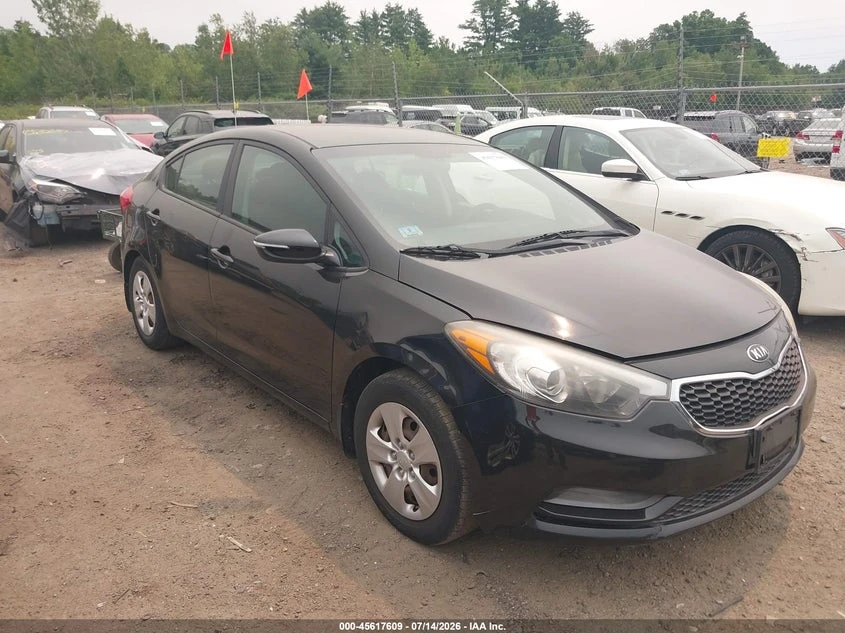 Kia Forte 1.8L I-4 DOHC, VVT, 145HP Front Wheel Drive | Auto.bg — изображение 1 Kia Forte 1.8L I-4 DOHC, VVT, 145HP Front Wheel Drive | Auto.bg — изображение 1