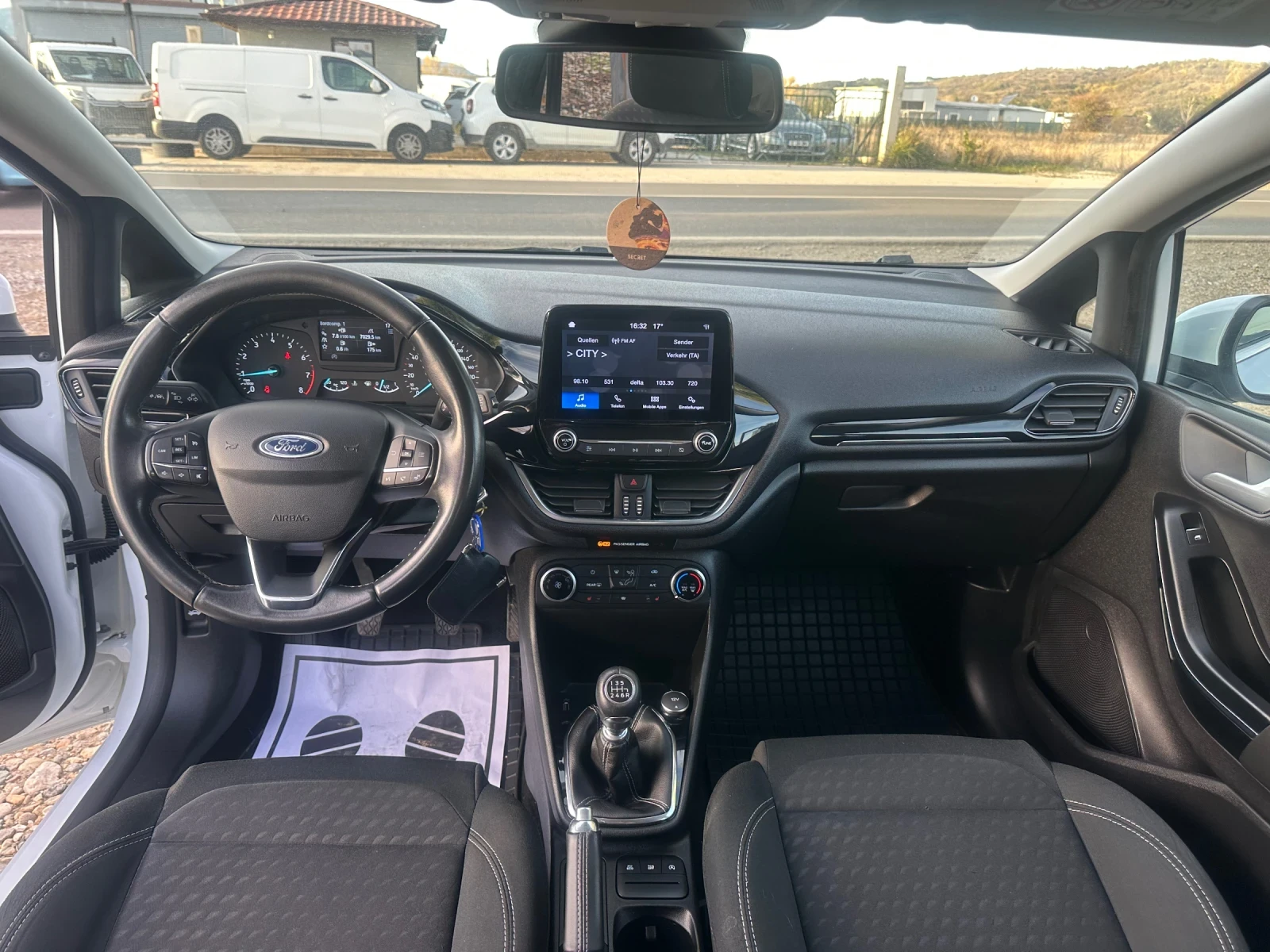 Ford Fiesta  - изображение 8 | Auto.bg Ford Fiesta  - изображение 8