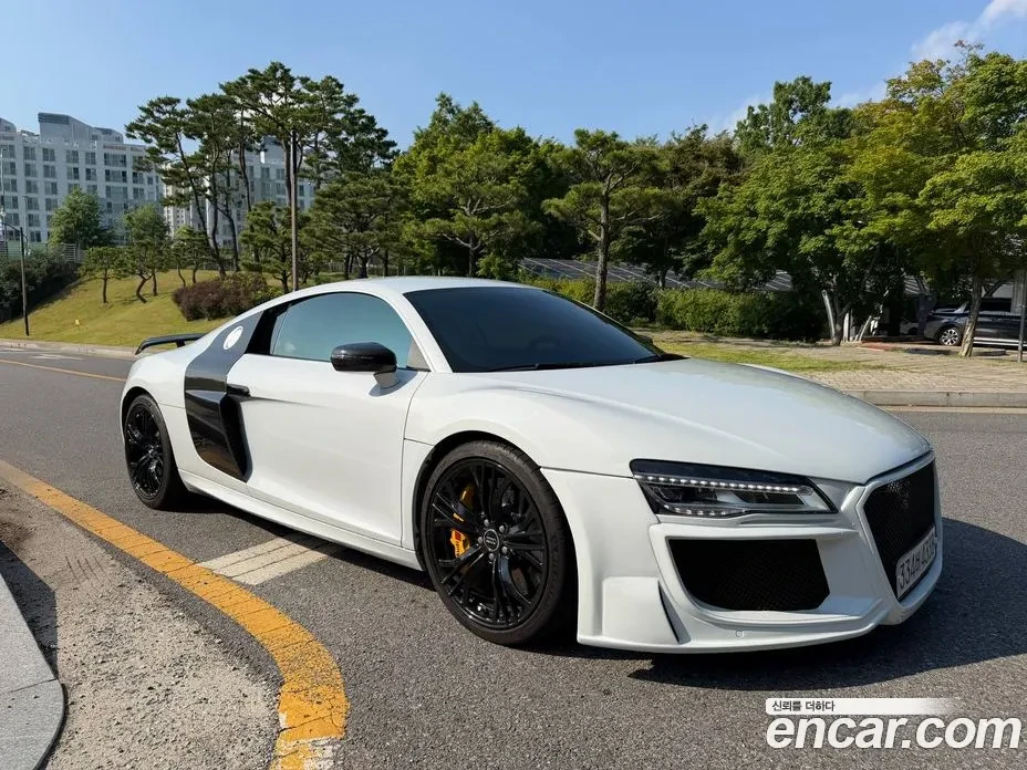 Audi R8 V10 COUPE | Auto.bg — изображение 1 Audi R8 V10 COUPE | Auto.bg — изображение 1