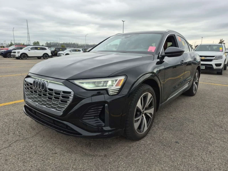 Audi Q8 E-TRON| HUD| 360| PANO| - 30900 € - 91851963 1 | Car24.bg Audi Q8 E-TRON| HUD| 360| PANO| - 30900 € - 91851963 1