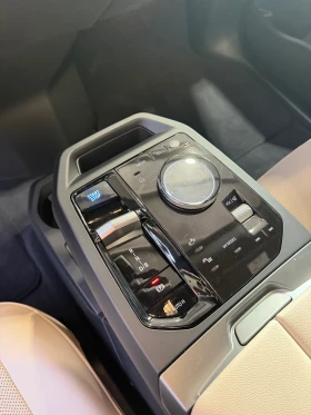 BMW iX 40 xDrive * HARMAN/KARDON* HEAD UP* M PACKET* 360 - 44500 € / 87034.43 лв. - 39082152 7 | Car24.bg BMW iX 40 xDrive * HARMAN/KARDON* HEAD UP* M PACKET* 360 - 44500 € / 87034.43 лв. - 39082152 7