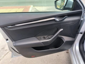 Skoda Octavia 2.0d-Navi-Automat-Euro-6D-115.000km | Auto.bg — изображение 12 Skoda Octavia 2.0d-Navi-Automat-Euro-6D-115.000km | Auto.bg — изображение 12