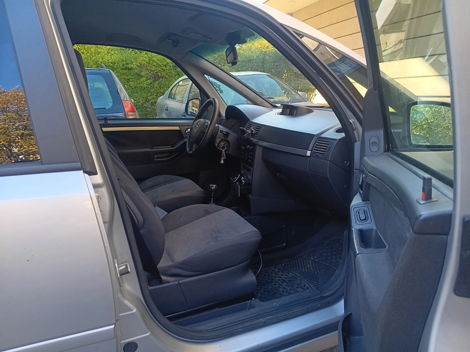 Opel Meriva 5л/100км._FULL_Нова горивна помпа BOSCH - изображение 10 | Auto.bg Opel Meriva 5л/100км._FULL_Нова горивна помпа BOSCH - изображение 10