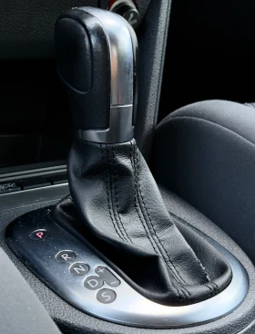 VW Touran 2.0TDi /DSG/NAVI/XENON/LED | Auto.bg — изображение 14 VW Touran 2.0TDi /DSG/NAVI/XENON/LED | Auto.bg — изображение 14