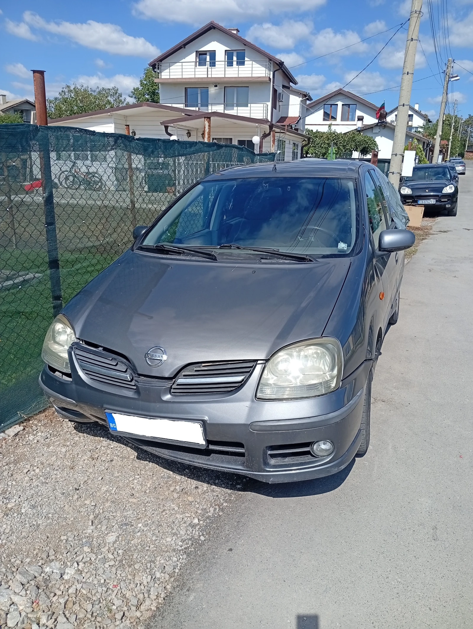 Nissan Almera tino undefined | Auto.bg — изображение 1 Nissan Almera tino undefined | Auto.bg — изображение 1