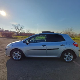 Toyota Auris undefined | Auto.bg — изображение 5 Toyota Auris undefined | Auto.bg — изображение 5