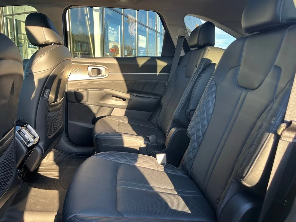 Kia Sorento SX AWD* Bose* подгрев* обдухване* ПАНО* 360* 6 мес - изображение 8 | Auto.bg Kia Sorento SX AWD* Bose* подгрев* обдухване* ПАНО* 360* 6 мес - изображение 8