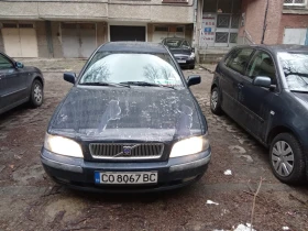 Volvo V40 - 1500 € / 2933.74 лв. - 74876692 4 | Car24.bg Volvo V40 - 1500 € / 2933.74 лв. - 74876692 4