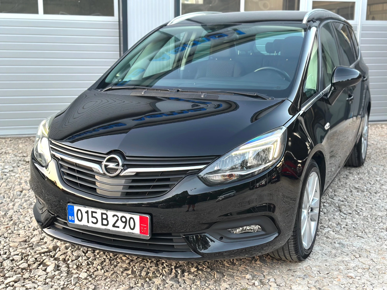Opel Zafira 2.0TDI 170кс АВТОМАТ 7 места ДИСТРОНИК КАМЕРА НАВИ | Auto.bg — изображение 1 Opel Zafira 2.0TDI 170кс АВТОМАТ 7 места ДИСТРОНИК КАМЕРА НАВИ | Auto.bg — изображение 1