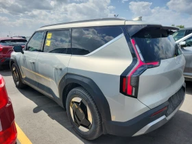 Kia EV9 Land AWD | Зимни+ Летни | Auto.bg — изображение 4 Kia EV9 Land AWD | Зимни+ Летни | Auto.bg — изображение 4