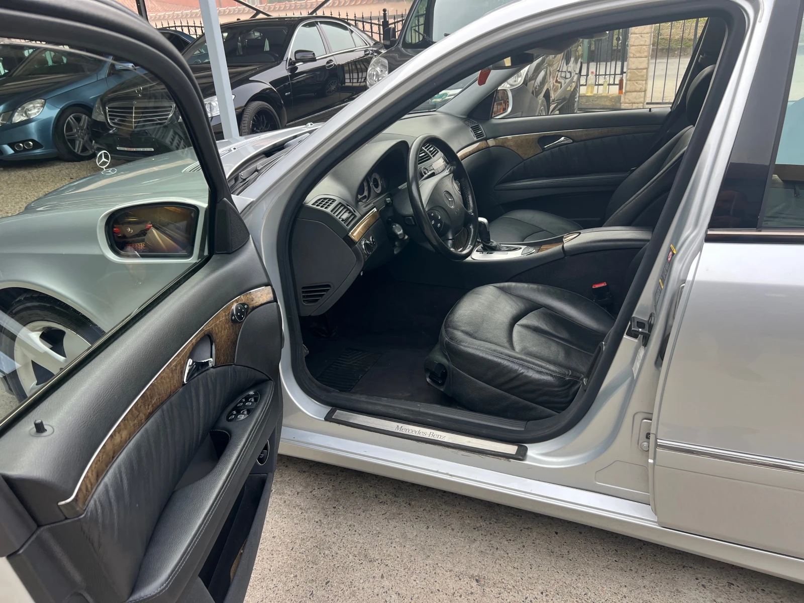 Mercedes-Benz E 320 Германия перфект - изображение 10 | Auto.bg Mercedes-Benz E 320 Германия перфект - изображение 10