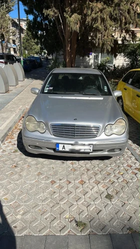 Снимка Mercedes-Benz C 200