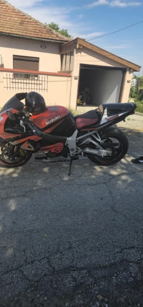 Suzuki Gsxr undefined | Auto.bg — изображение 4 Suzuki Gsxr undefined | Auto.bg — изображение 4