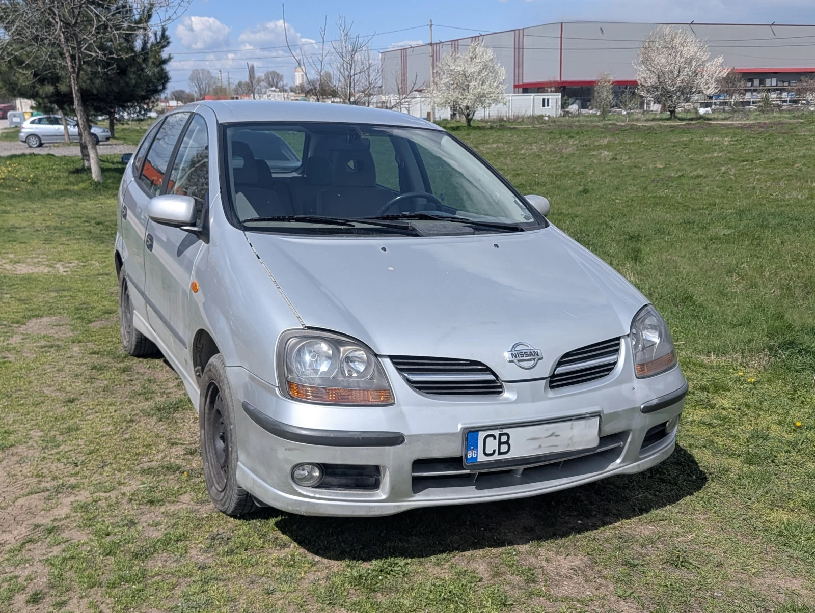 Nissan Almera tino undefined | Auto.bg — изображение 1 Nissan Almera tino undefined | Auto.bg — изображение 1