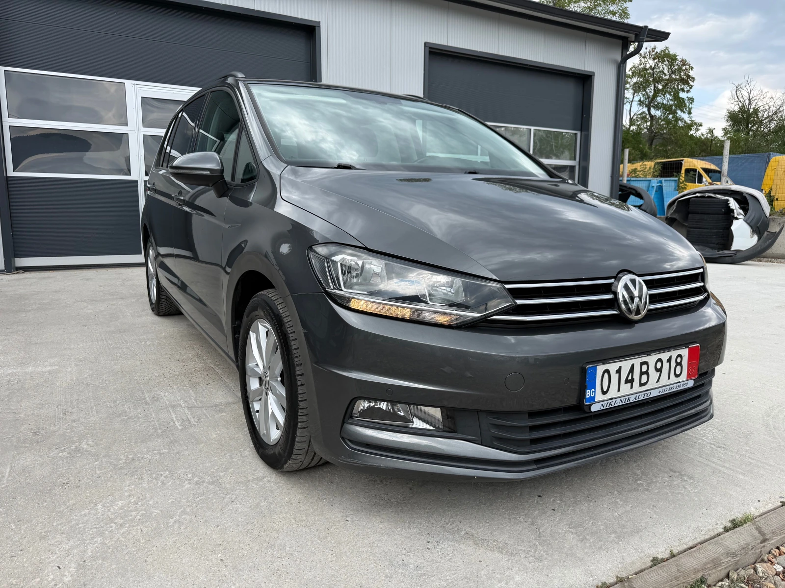 VW Touran DSG/7 места/EU6 | Auto.bg — изображение 1 VW Touran DSG/7 места/EU6 | Auto.bg — изображение 1