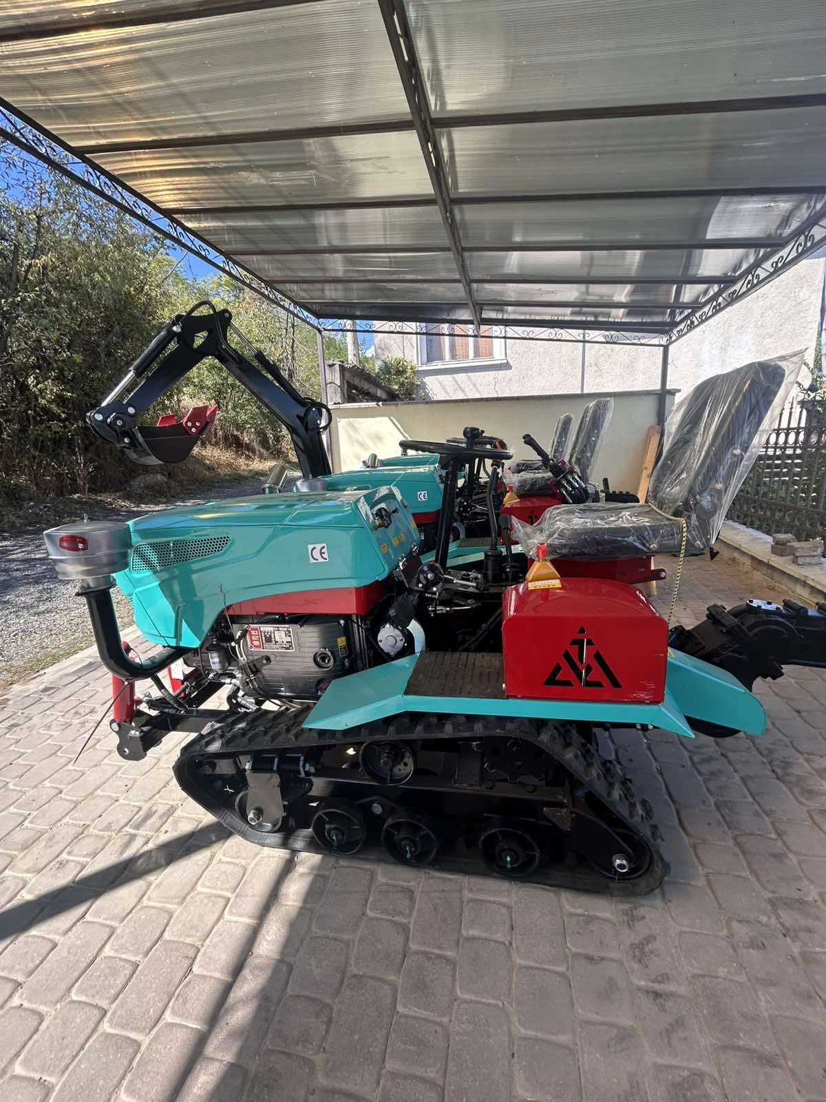 Трактор Друга марка GR35H-2 - изображение 6 | Auto.bg Трактор Друга марка GR35H-2 - изображение 6