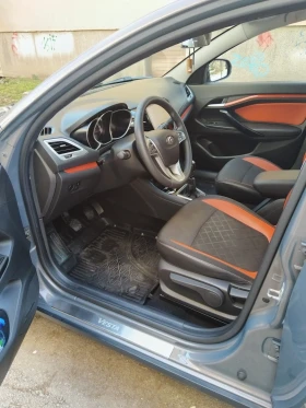 Lada Vesta SW cross - 9500 € / 18580.38 лв. - 18959769 4 | Car24.bg Lada Vesta SW cross - 9500 € / 18580.38 лв. - 18959769 4