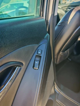 Hyundai IX35 IX35 4X4CRDI - 17300 лв. / 8845.35 € - 88434588 10 | Car24.bg Hyundai IX35 IX35 4X4CRDI - 17300 лв. / 8845.35 € - 88434588 10