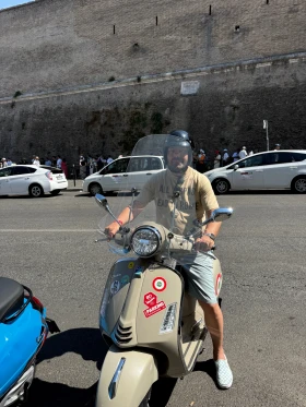 Vespa GTS 300 hpe | Auto.bg — изображение 4 Vespa GTS 300 hpe | Auto.bg — изображение 4