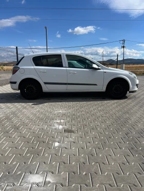 Opel Astra undefined | Auto.bg — изображение 2 Opel Astra undefined | Auto.bg — изображение 2
