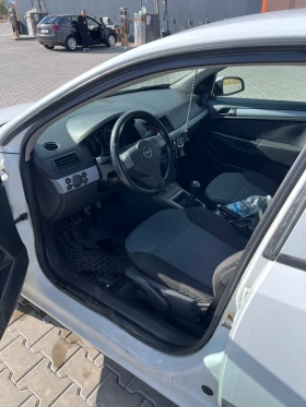 Opel Astra undefined | Auto.bg — изображение 4 Opel Astra undefined | Auto.bg — изображение 4