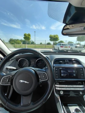 Jaguar XE 2.0 КОЖА ПАНОРАМА | Auto.bg — изображение 15 Jaguar XE 2.0 КОЖА ПАНОРАМА | Auto.bg — изображение 15