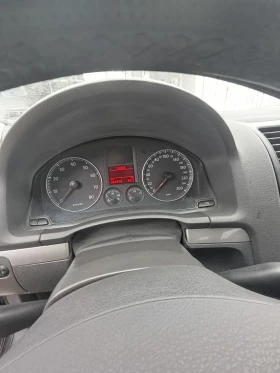 VW Golf 1.6FSI - 2400 € / 4693.99 лв. - 44355947 12 | Car24.bg VW Golf 1.6FSI - 2400 € / 4693.99 лв. - 44355947 12