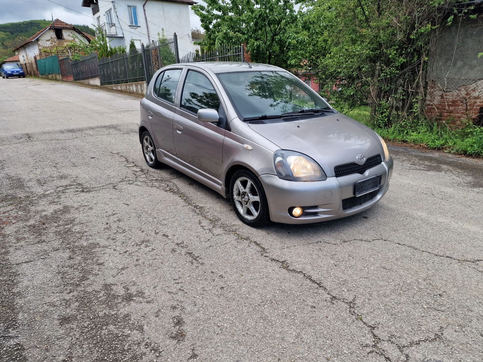 Toyota Yaris 1, 5i Sport 105 k c klima  - изображение 3 | Auto.bg Toyota Yaris 1, 5i Sport 105 k c klima  - изображение 3