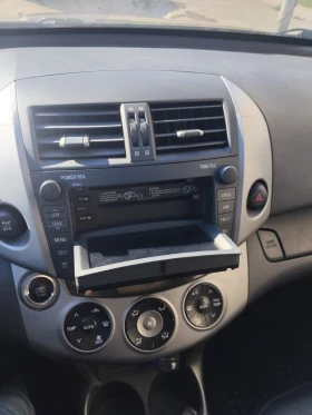 Toyota Rav4 Обслужен от А до Я - 3750 € / 7334.36 лв. - 69919749 16 | Car24.bg Toyota Rav4 Обслужен от А до Я - 3750 € / 7334.36 лв. - 69919749 16